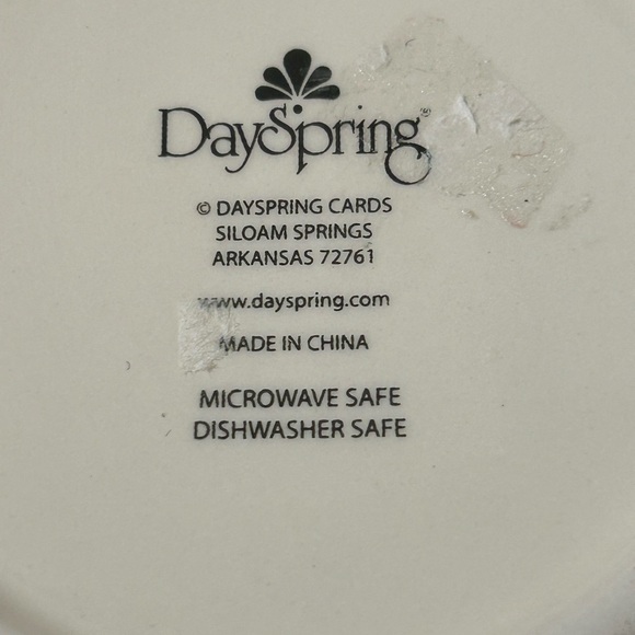 DaySpring The Meaning of Christmas Wreath Cup And Saucer - Picture 8 of 9